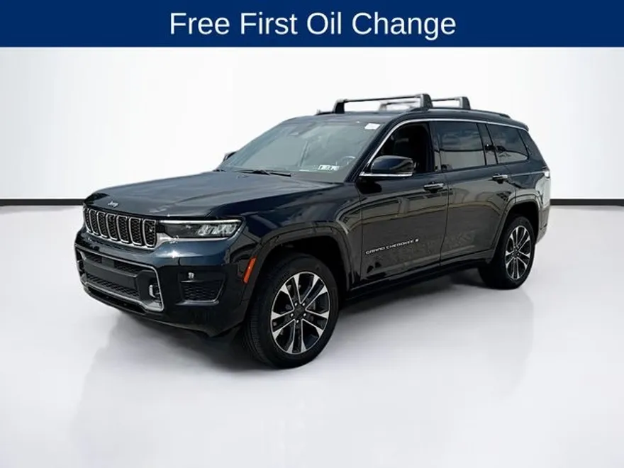 2022 Jeep Grand Cherokee Overland photo 1
