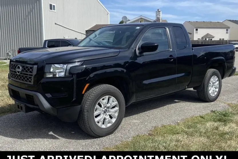 2022 Nissan Frontier SV photo 1