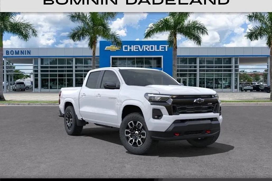 2025 Chevrolet Colorado Z71 photo 1