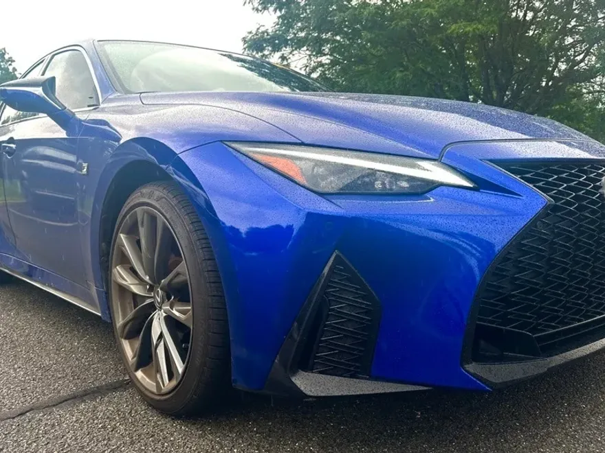 2023 Lexus IS 350 F SPORT photo 1