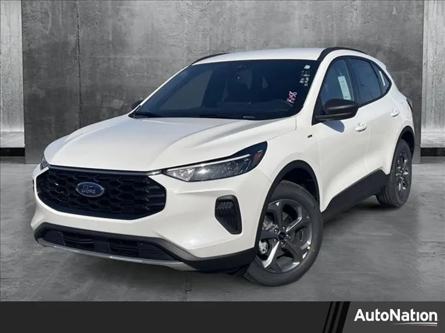 2025 Ford Escape ST-Line photo 1