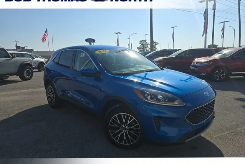 2021 Ford Escape Plug-In Hybrid SE photo 1