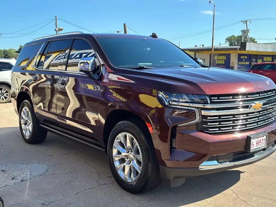 2022 Chevrolet Tahoe Premier photo 1