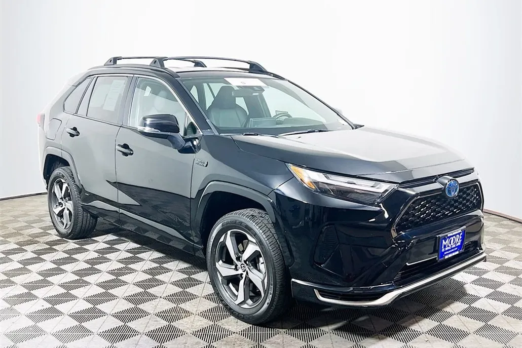 2024 Toyota RAV4 Prime SE photo 1