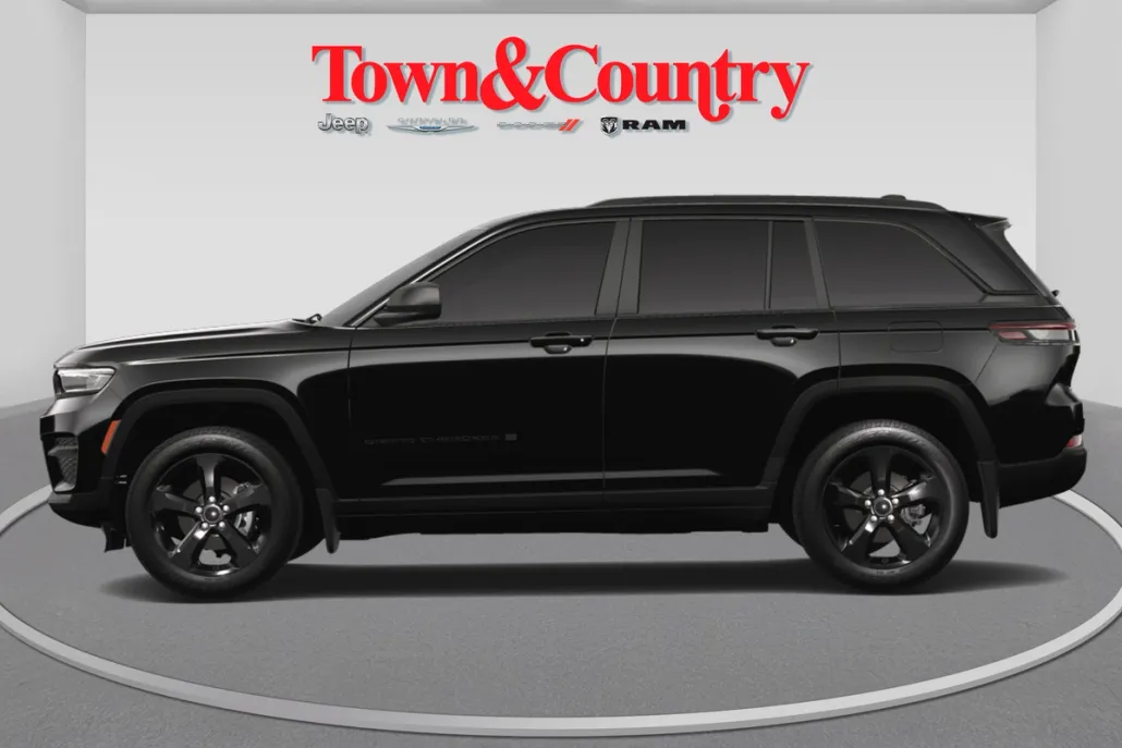 2025 Jeep Grand Cherokee Altitude photo 1