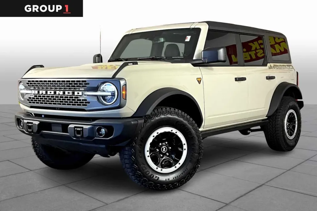 2025 Ford Bronco Badlands photo 1