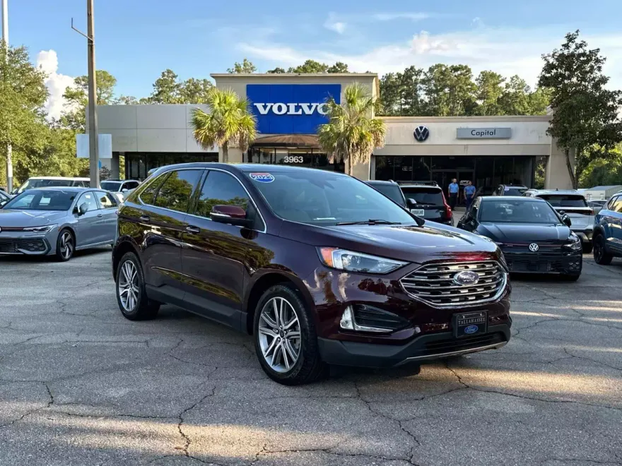 2023 Ford Edge Titanium photo 1