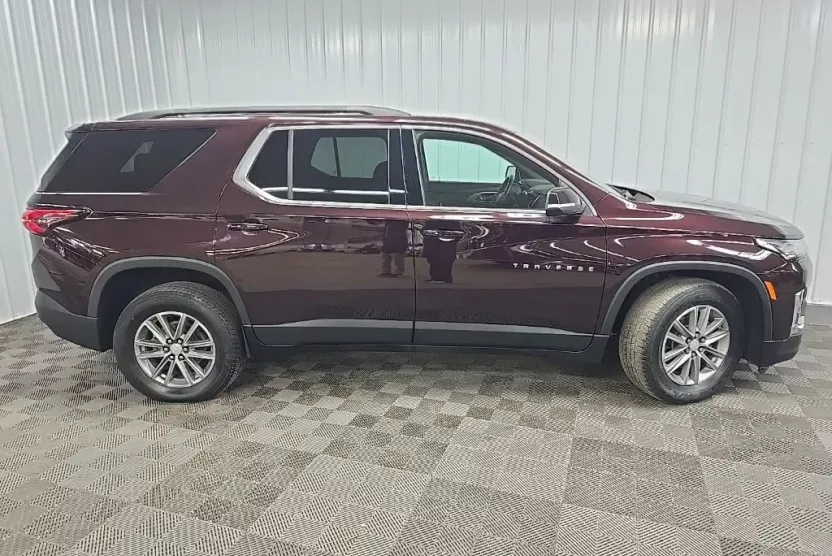 2023 Chevrolet Traverse Cloth photo 1