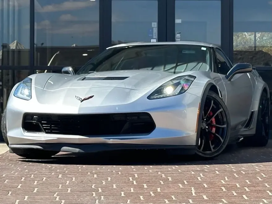 2017 Chevrolet Corvette Grand Sport 2LT photo 1