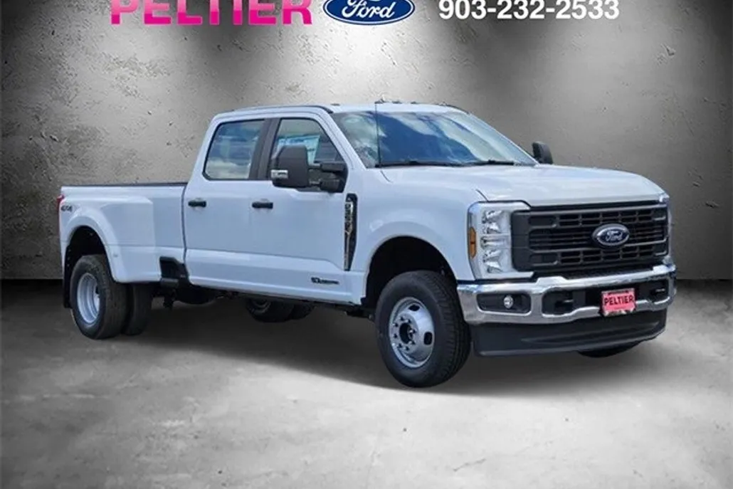 2025 Ford F-350 XL photo 1
