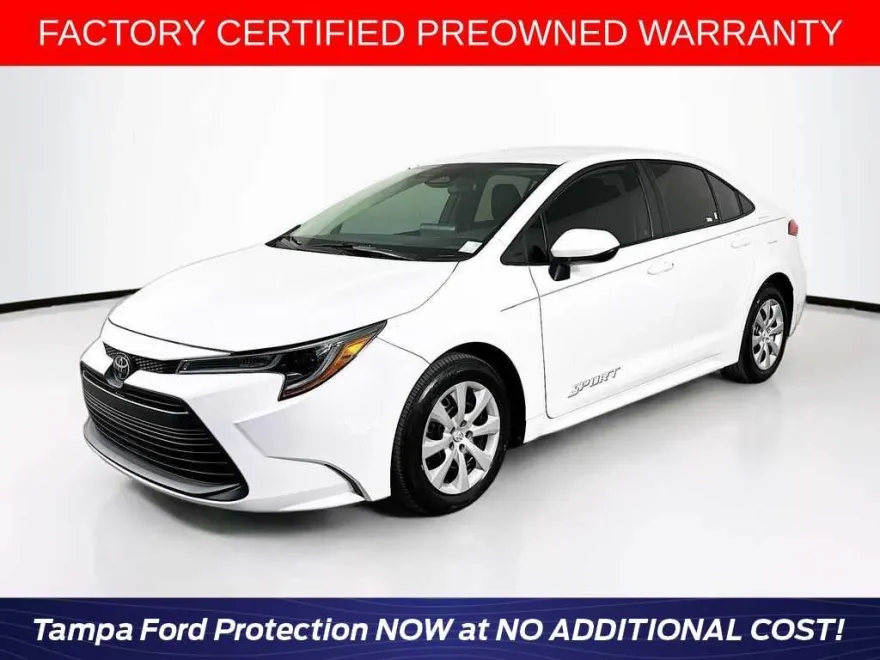 2024 Toyota Corolla LE photo 1
