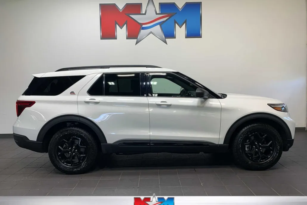 2023 Ford Explorer Timberline photo 1