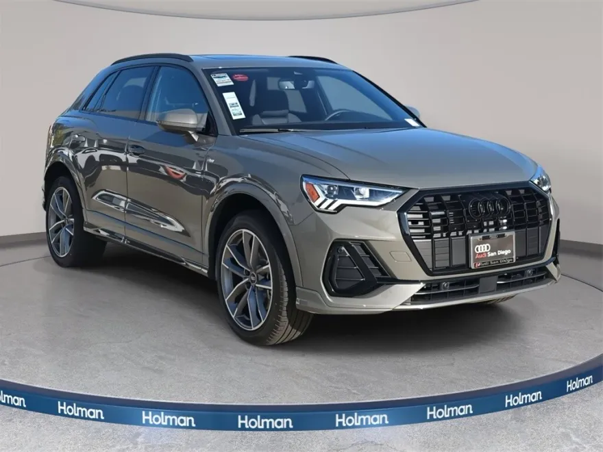 2025 Audi Q3 45 TFSI S line Premium photo 1