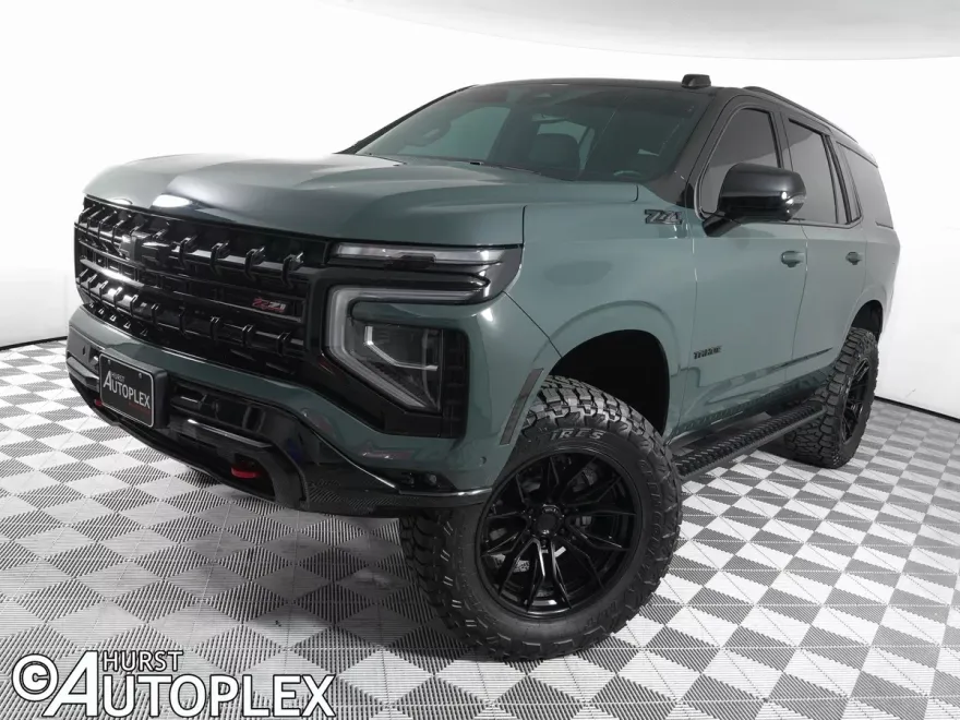 2025 Chevrolet Tahoe Z71 photo 1