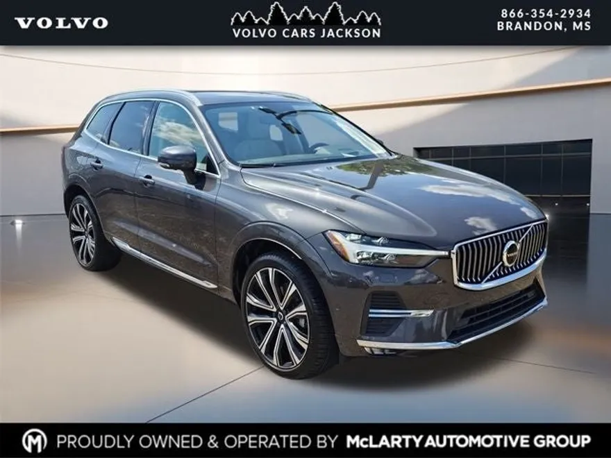 2023 Volvo XC60 B5 Ultimate photo 1