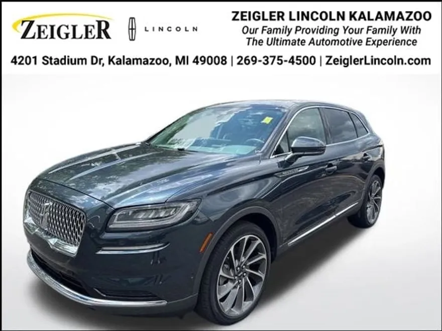 2022 Lincoln Nautilus Reserve photo 1