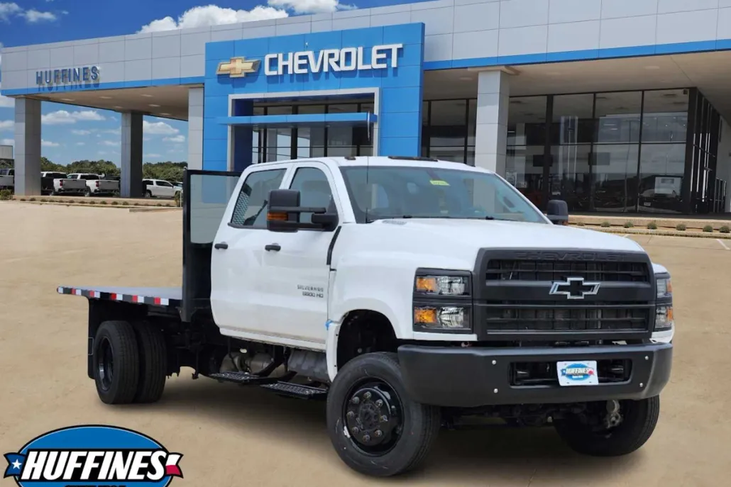 2024 Chevrolet Silverado 5500HD Work Truck photo 1