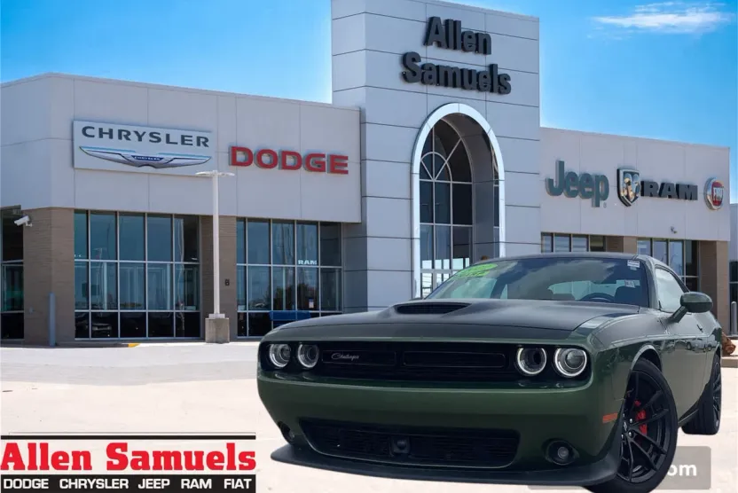 2022 Dodge Challenger R/T Scat Pack photo 1