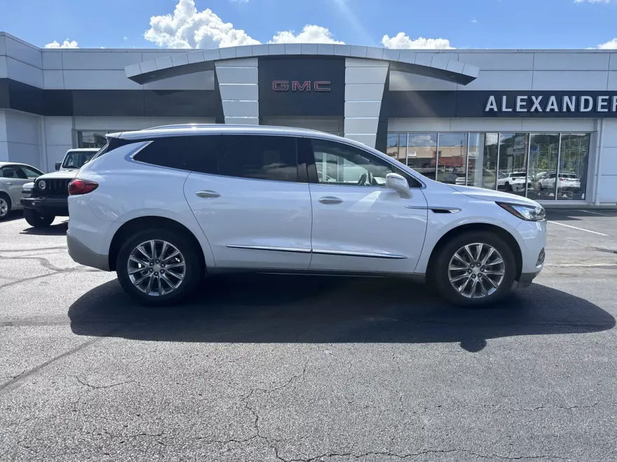 2020 Buick Enclave Premium photo 1