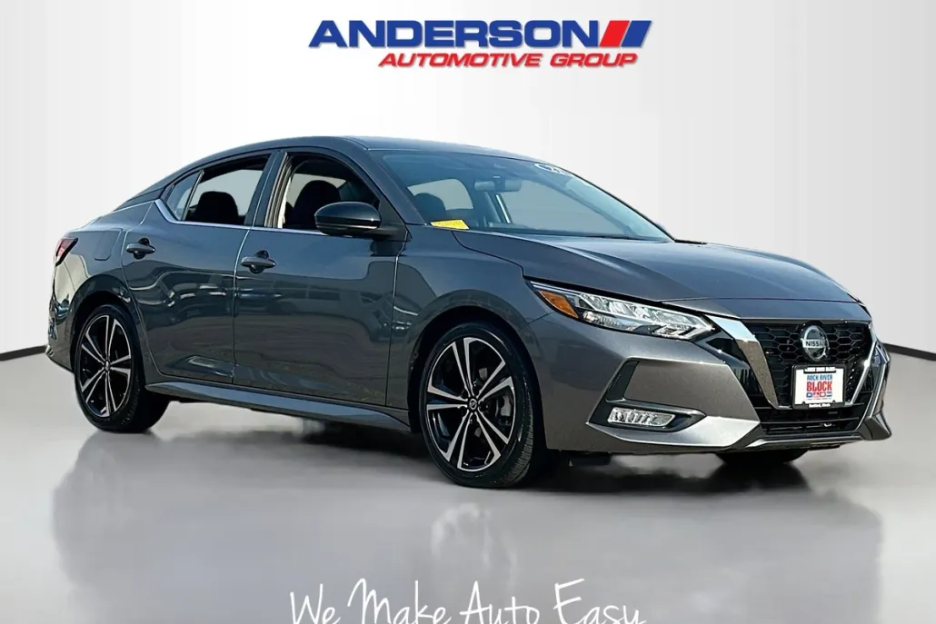 2021 Nissan Sentra SR photo 1