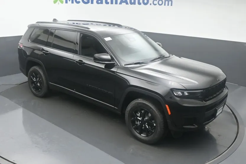 2025 Jeep Grand Cherokee Altitude X photo 1
