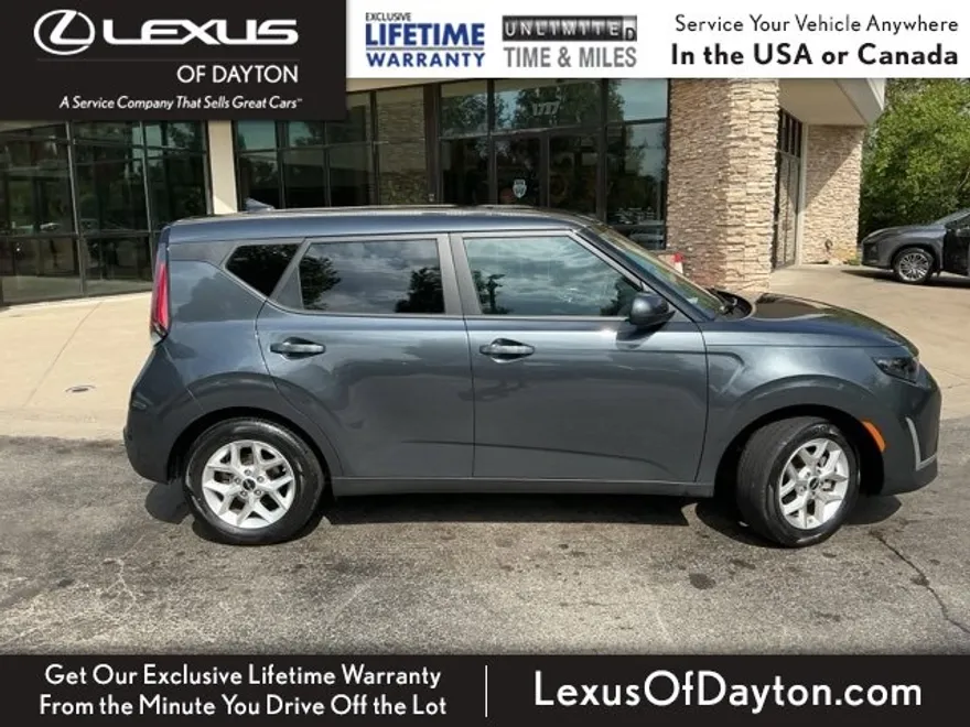 2024 Kia Soul LX S photo 1