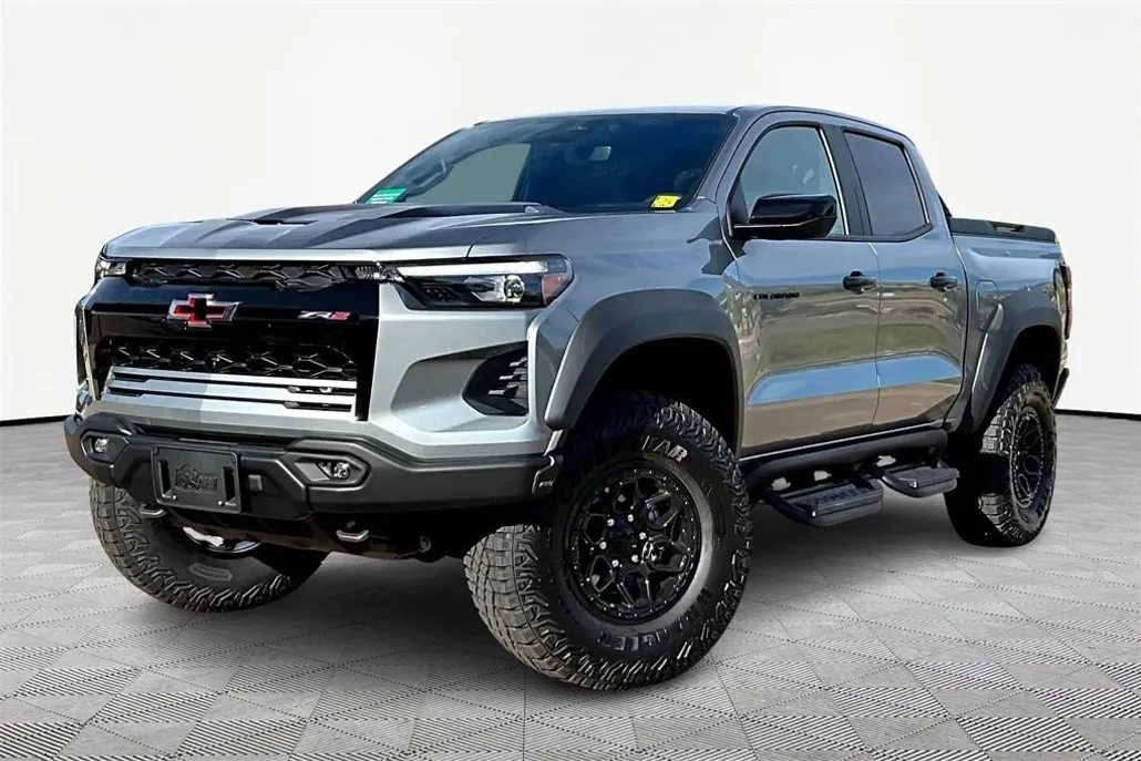 2024 Chevrolet Colorado ZR2 photo 1