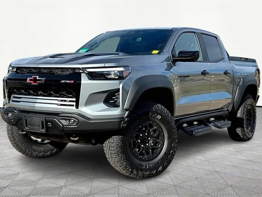 2024 Chevrolet Colorado ZR2 photo 1