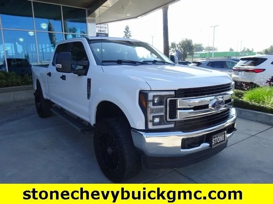 2018 Ford F-250 XL photo 1
