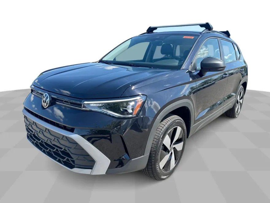 2025 Volkswagen Taos S photo 1
