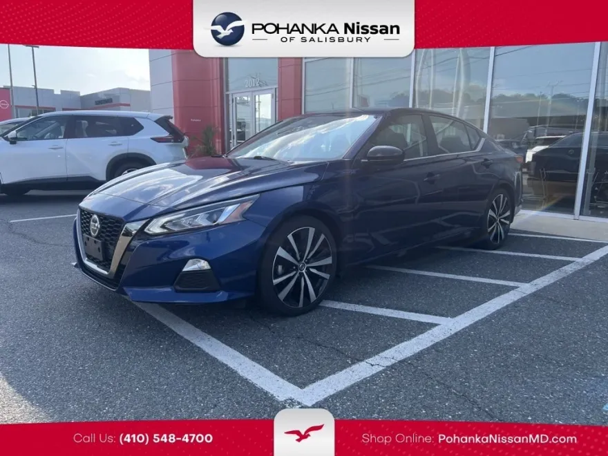 2022 Nissan Altima 2.5 SR photo 1