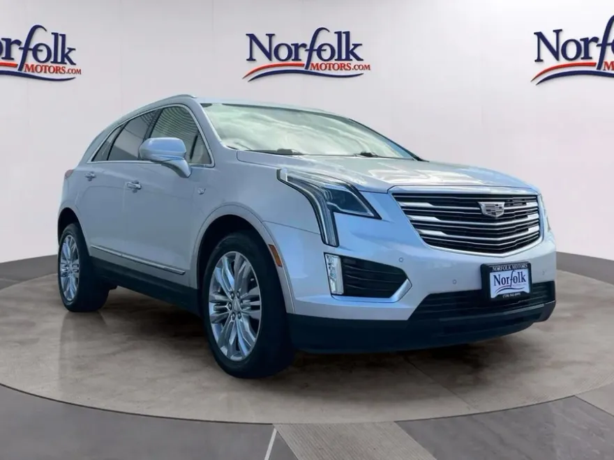 2020 Cadillac XT5 Premium Luxury photo 1
