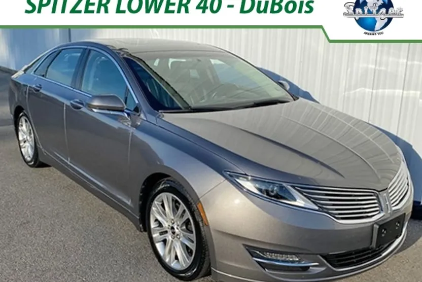 2014 Lincoln MKZ Base photo 1