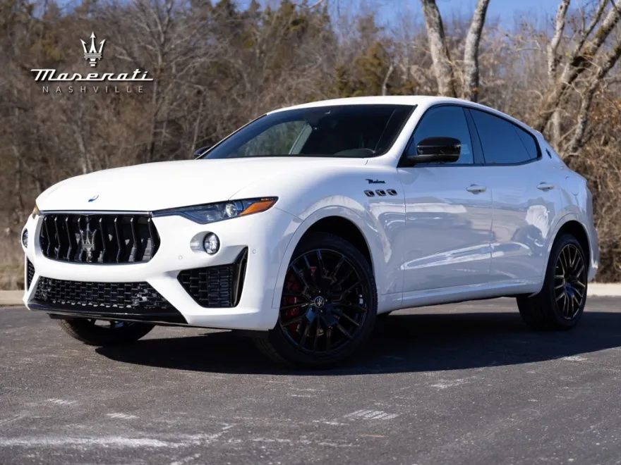 2024 Maserati Levante Modena photo 1