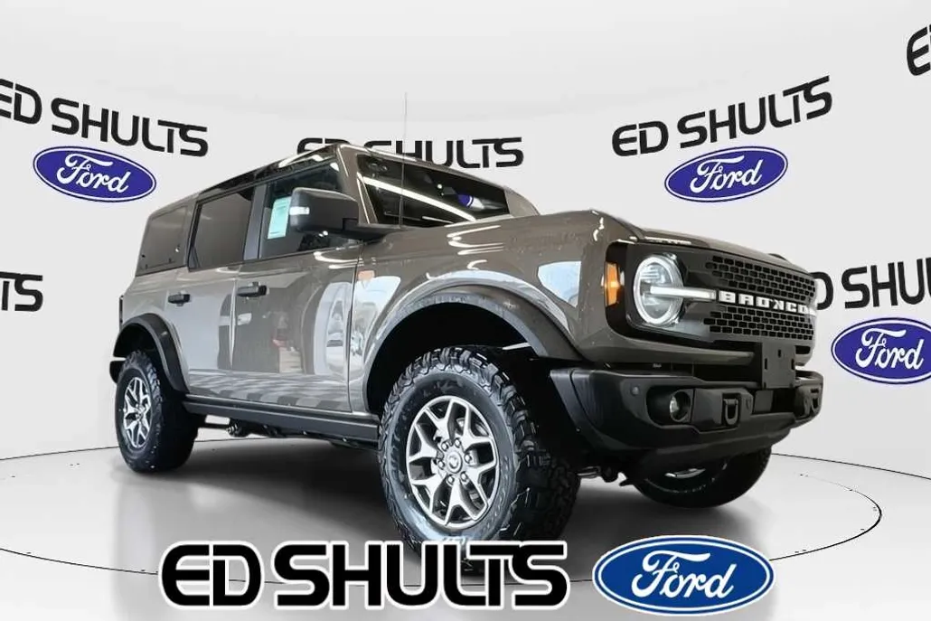 2025 Ford Bronco Badlands photo 1