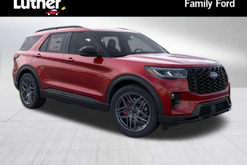 2025 Ford Explorer ST photo 1