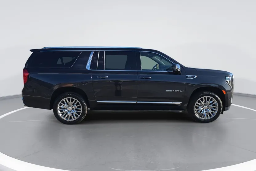 2023 Gmc Yukon XL Denali photo 1