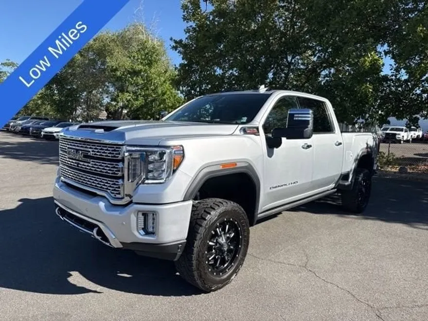 2022 Gmc Sierra 3500 HD Denali photo 1
