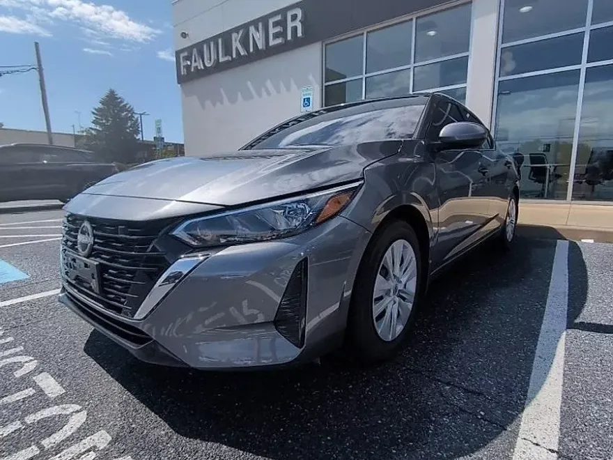 2024 Nissan Sentra S photo 1