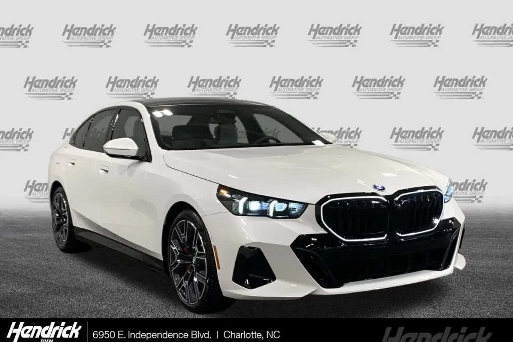 2026 Bmw 550e xDrive photo 1