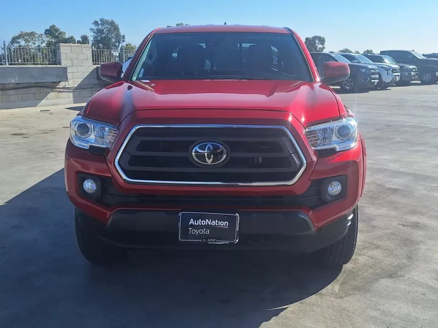 2023 Toyota Tacoma SR5 V6 photo 2