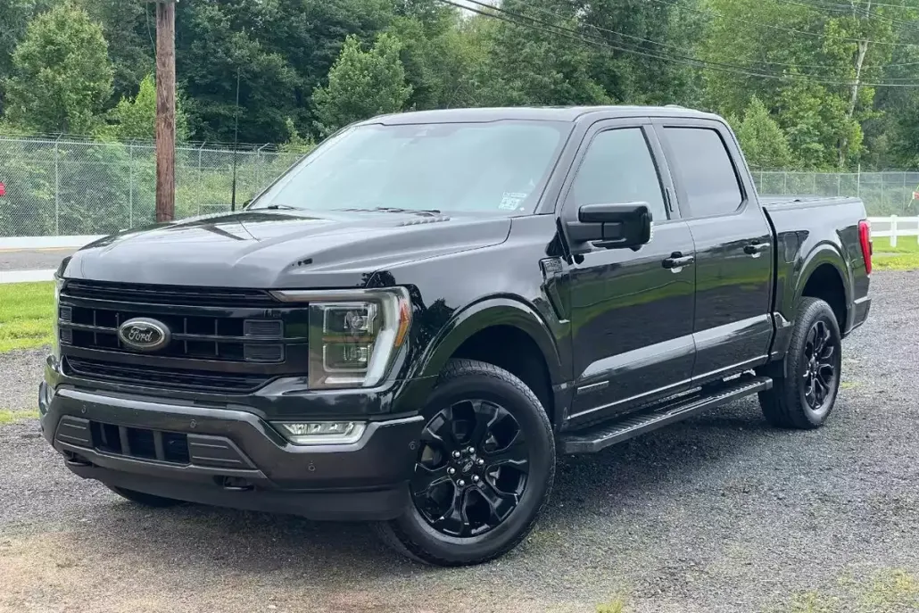 2022 Ford F-150 Lariat photo 1