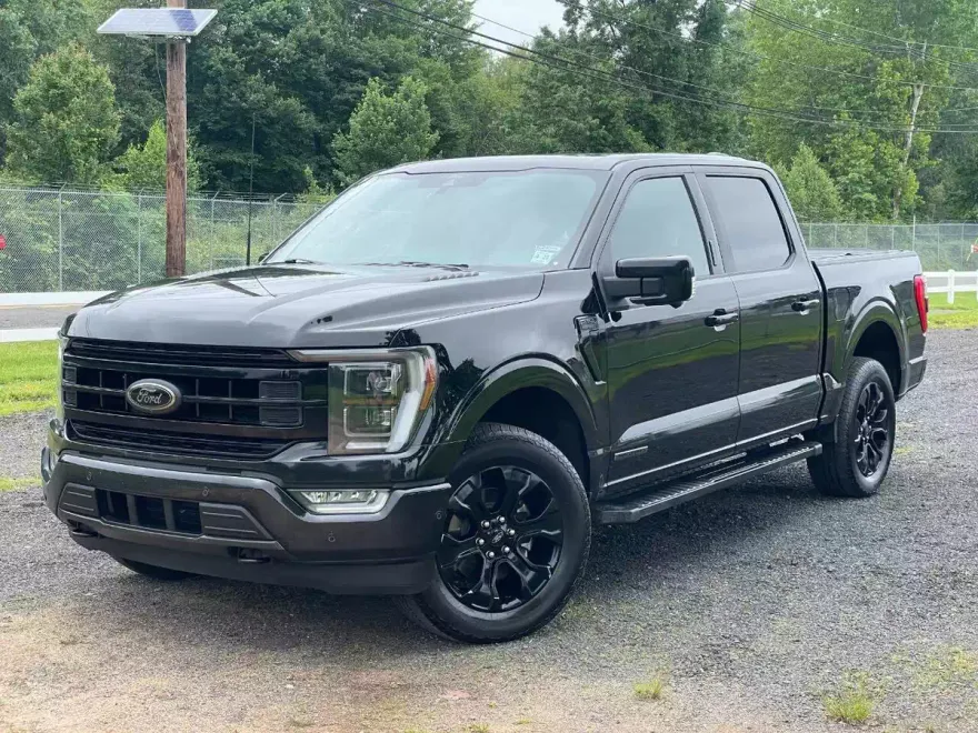 2022 Ford F-150 Lariat photo 1