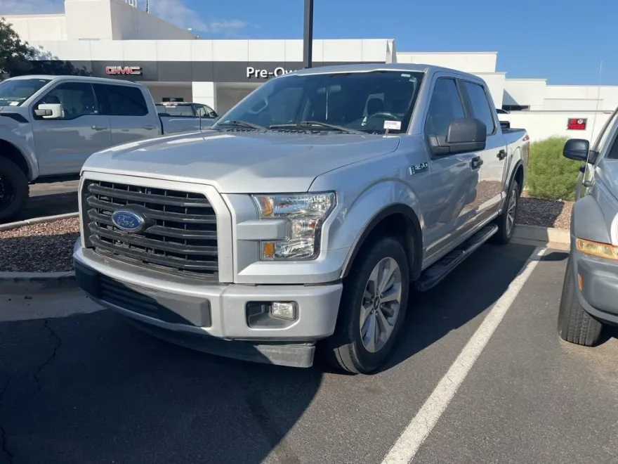2017 Ford F-150 photo 1