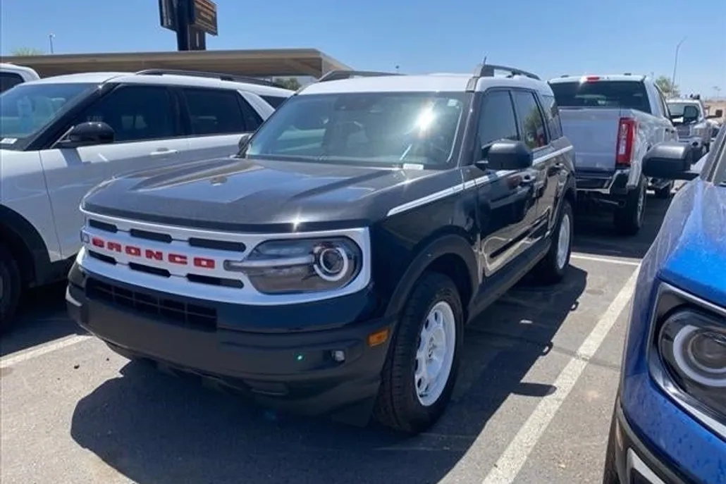 2024 Ford Bronco Sport Heritage photo 1