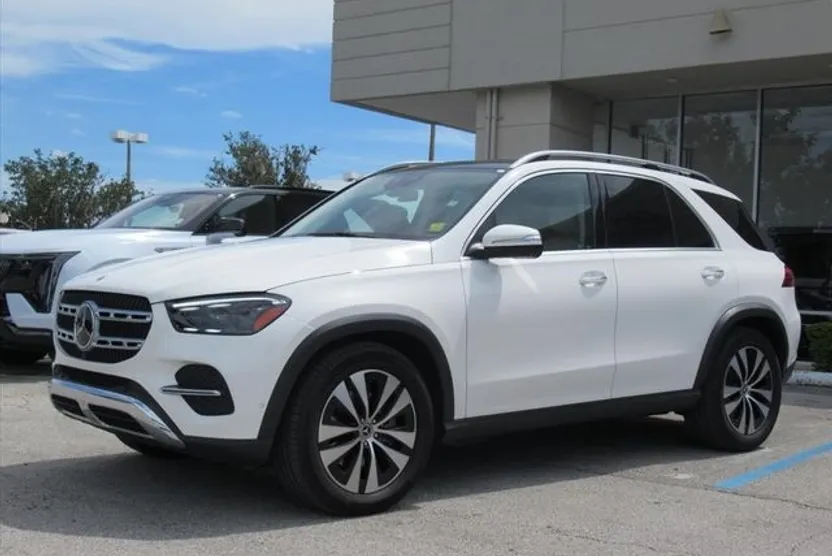 2024 Mercedes Benz GLE 350 4MATIC photo 1