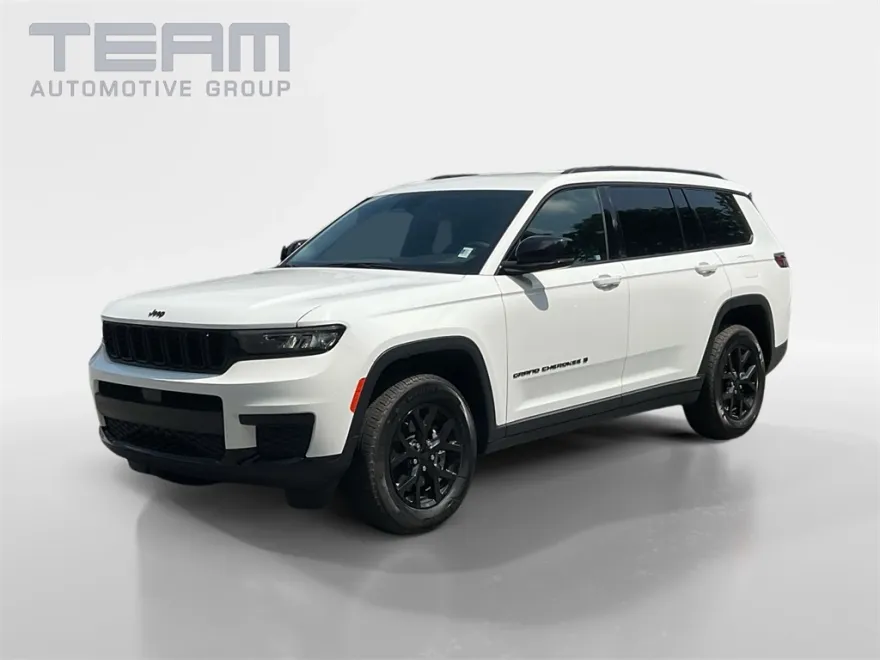 2024 Jeep Grand Cherokee Altitude photo 1