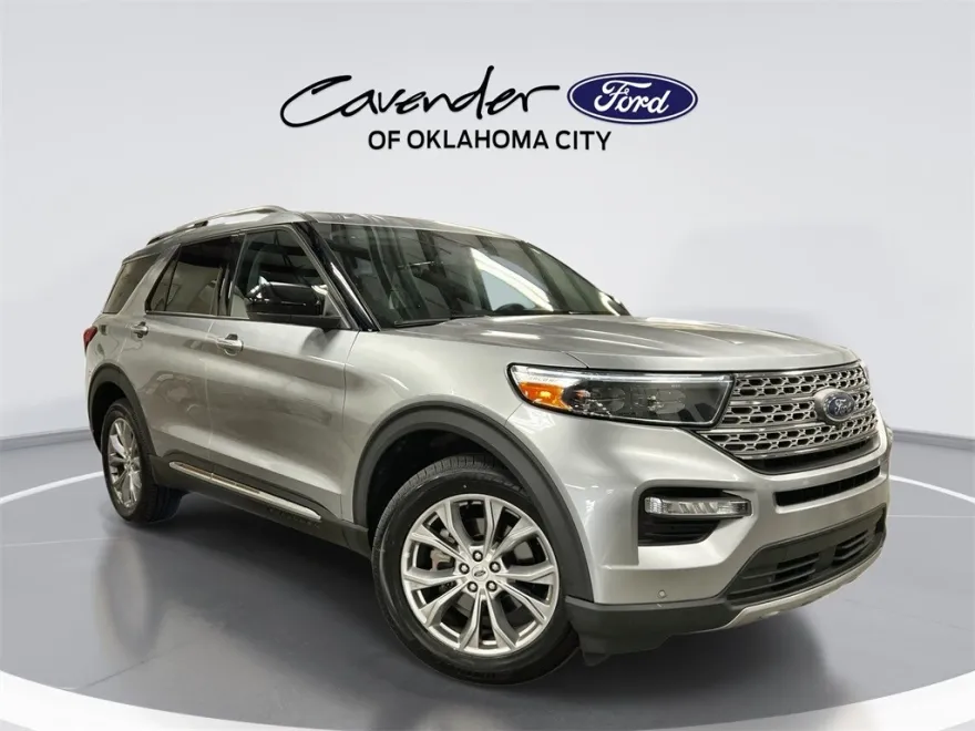 2023 Ford Explorer Limited photo 1