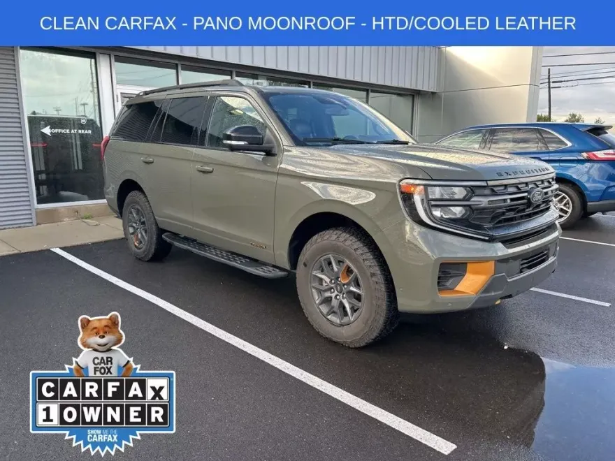 2025 Ford Expedition photo 1