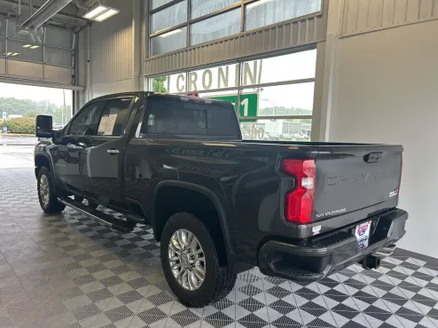 2020 Chevrolet Silverado 2500HD High Country photo 4